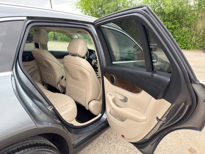 2021 Mercedes-Benz GLC-Class GLC 300