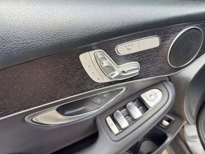 2021 Mercedes-Benz GLC-Class GLC 300