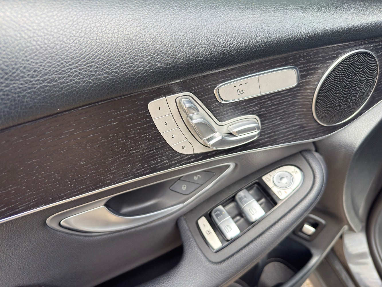 2021 Mercedes-Benz GLC-Class GLC 300