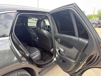 2021 Mercedes-Benz GLC-Class GLC 300