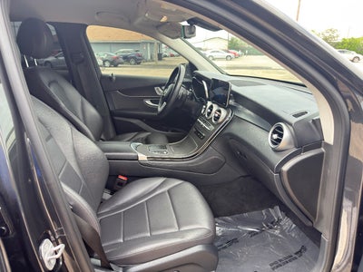 2021 Mercedes-Benz GLC-Class GLC 300