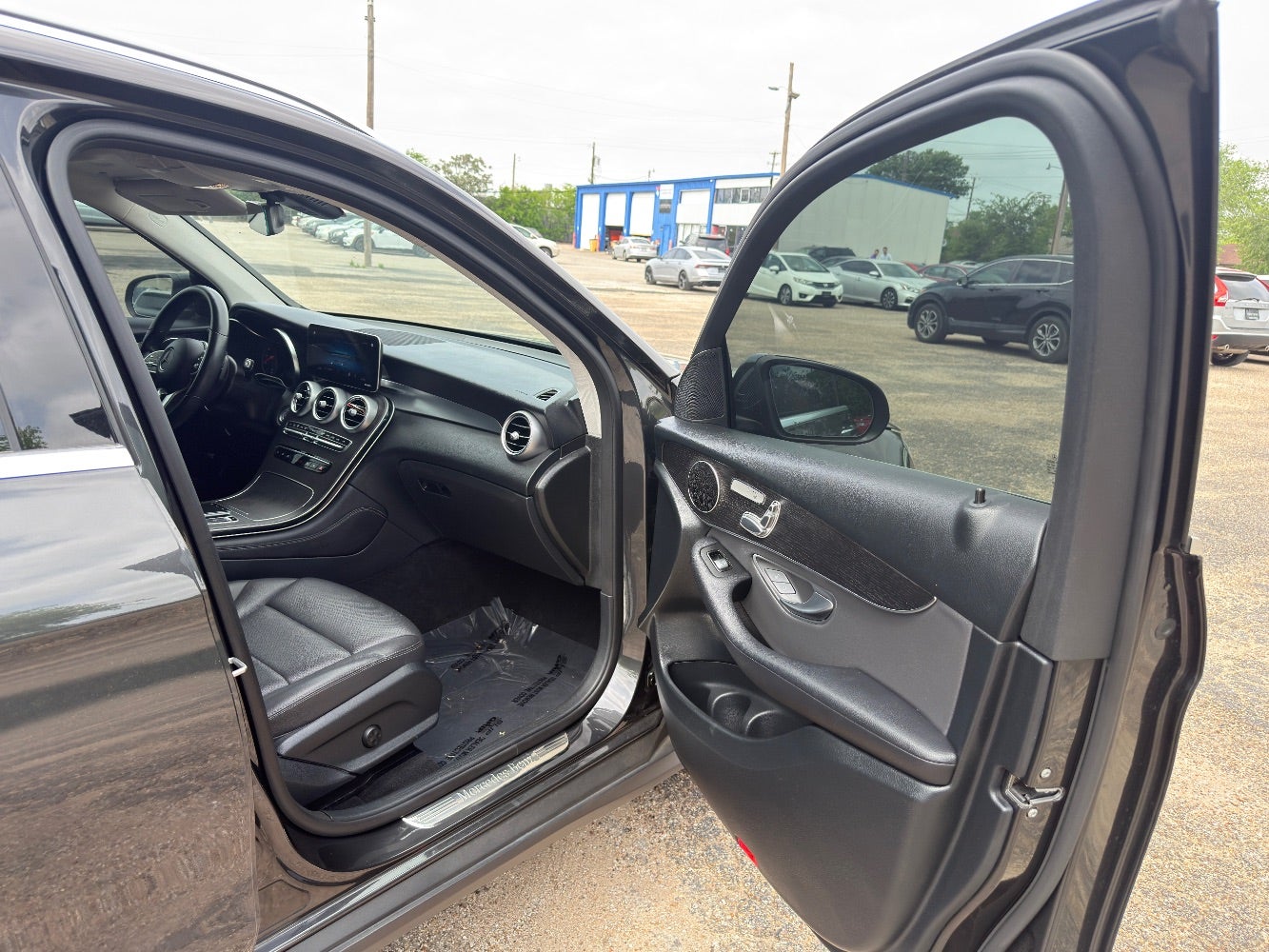 2021 Mercedes-Benz GLC-Class GLC 300