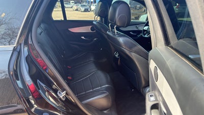 2022 Mercedes-Benz GLC-Class GLC 300