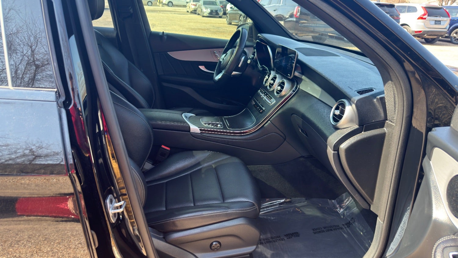 2022 Mercedes-Benz GLC-Class GLC 300