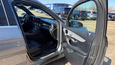 2022 Mercedes-Benz GLC 300 SUV