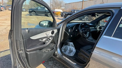 2022 Mercedes-Benz GLC 300 SUV