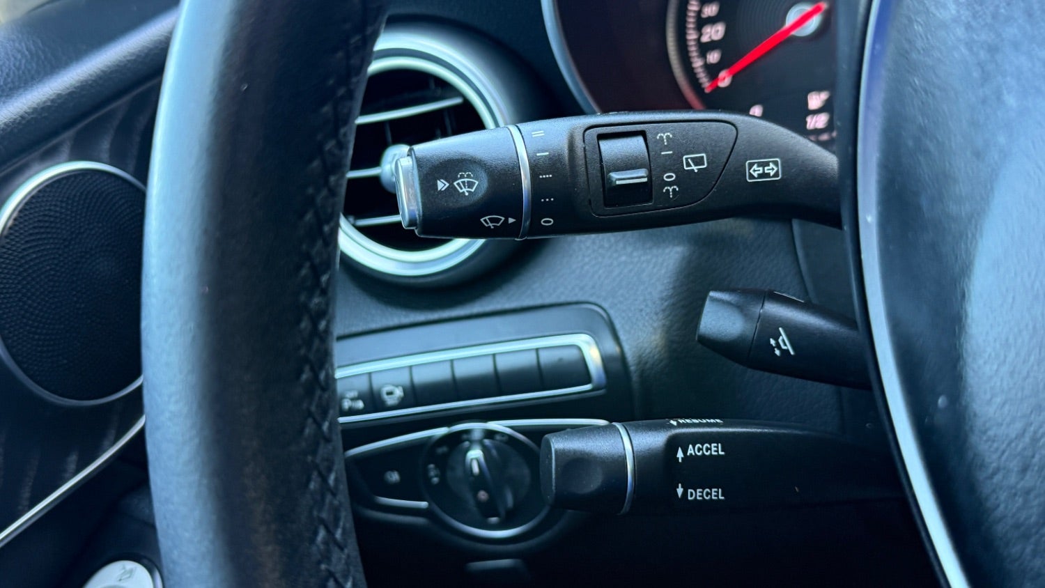 2018 Mercedes-Benz GLC-Class GLC 300