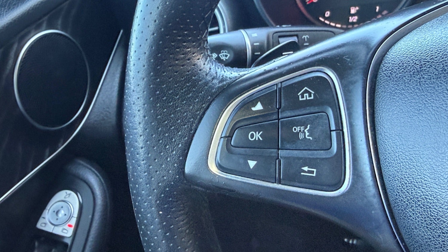 2018 Mercedes-Benz GLC-Class GLC 300