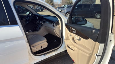 2019 Mercedes-Benz GLC-Class GLC 300