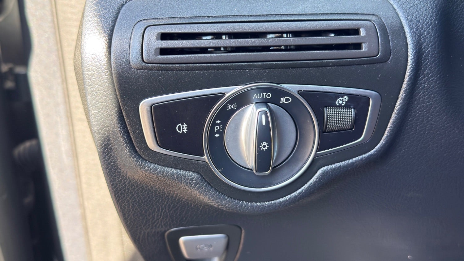 2019 Mercedes-Benz GLC-Class GLC 300