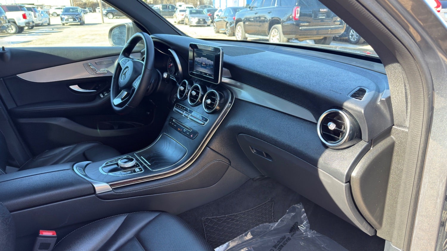 2019 Mercedes-Benz GLC-Class GLC 300