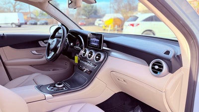 2018 Mercedes-Benz GLC-Class GLC 300