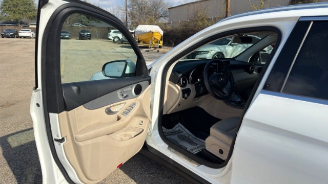 2017 Mercedes-Benz GLC-Class GLC 300 4MATIC®