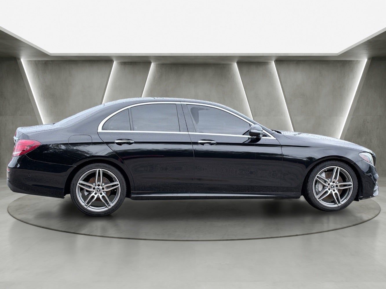 2019 Mercedes-Benz E-Class E 300
